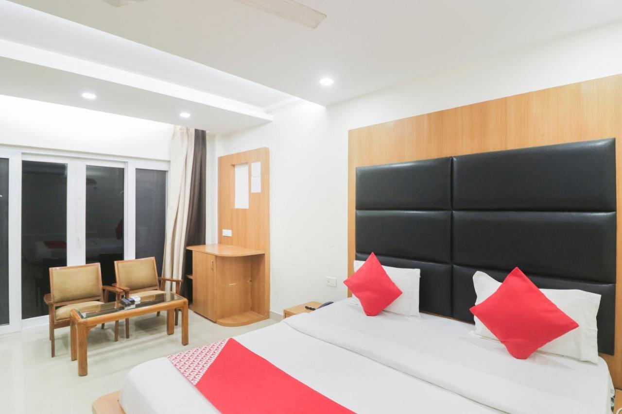 โอโย 19862 เดอะ ฟัน แวลเลย์ Hotel Doiwala ภายนอก รูปภาพ