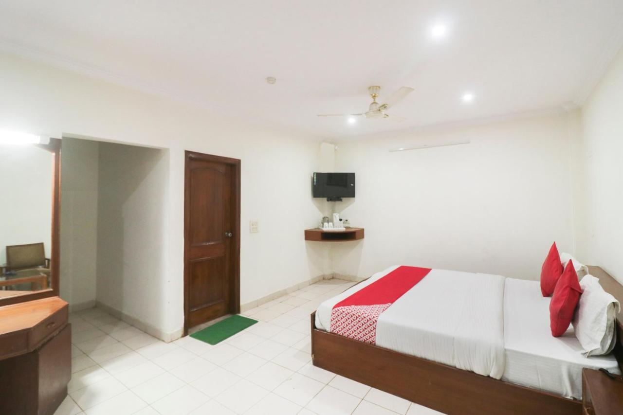 โอโย 19862 เดอะ ฟัน แวลเลย์ Hotel Doiwala ภายนอก รูปภาพ